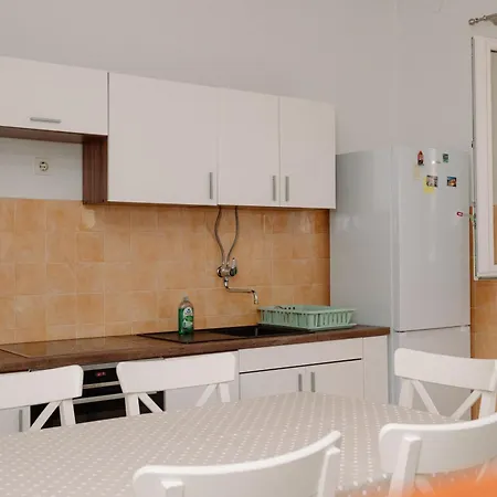 Lejlighed Large And Charming Near With Big & Sunny Terrace *