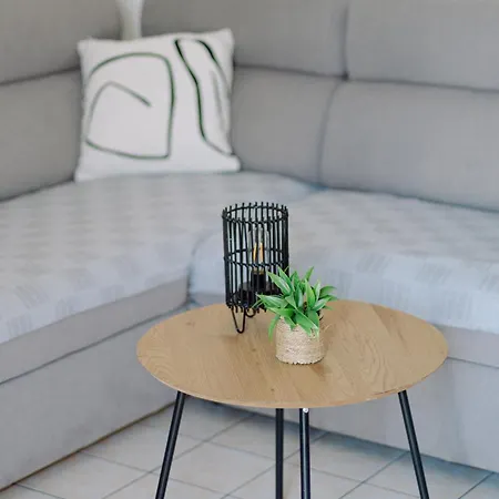 Apartmán Large And Charming Near With Big & Sunny Terrace Sumartin