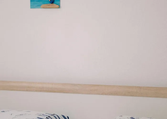 Large And Charming Near With Big & Sunny Terrace Lejlighed