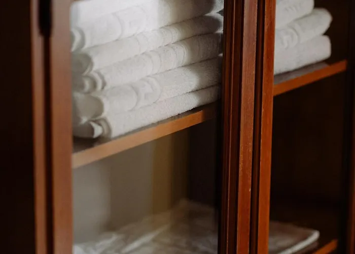 Lejlighed Large And Charming Near With Big & Sunny Terrace Sumartin