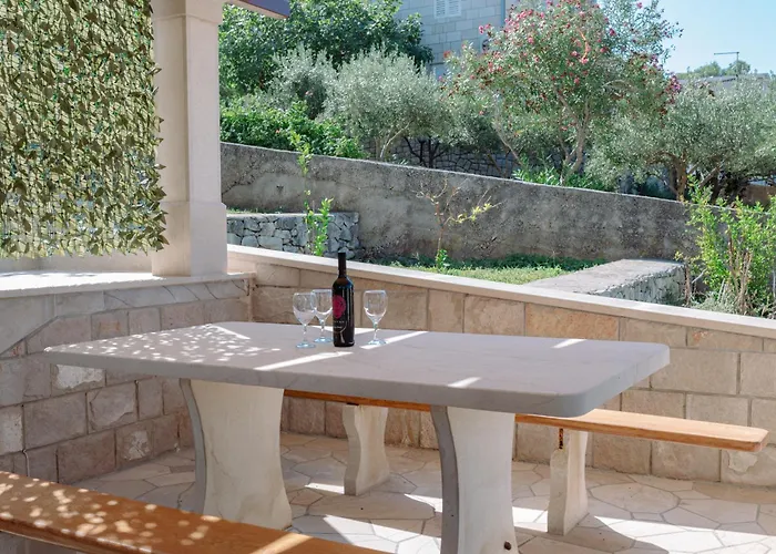 Lejlighed Large And Charming Near With Big & Sunny Terrace *