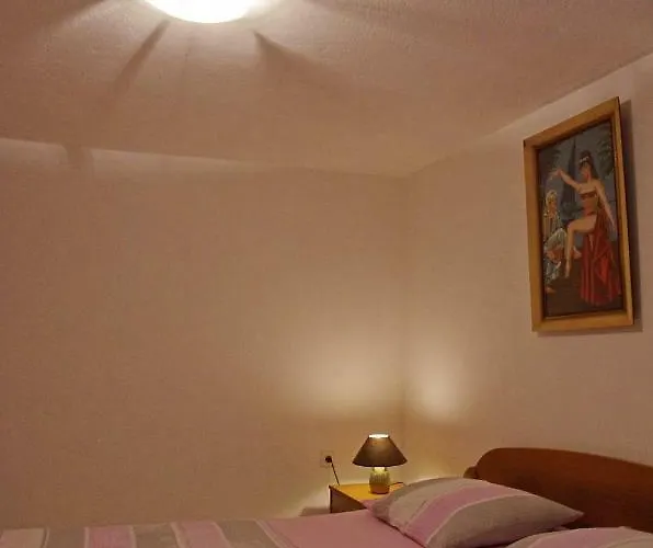 Large And Charming Near With Big & Sunny Terrace * Sumartin