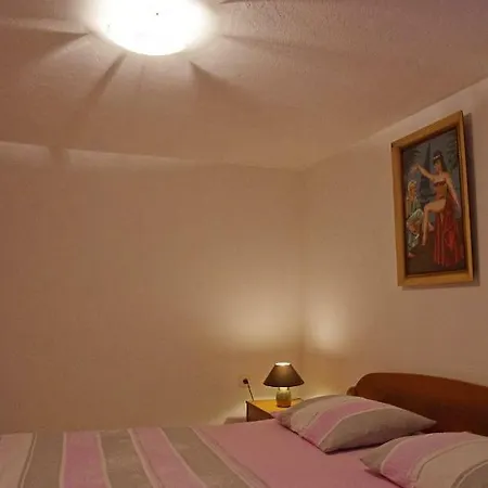 Large And Charming Near With Big & Sunny Terrace * Sumartin
